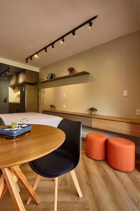 A Poucos Passos Do Metro Conceicao Apartment *